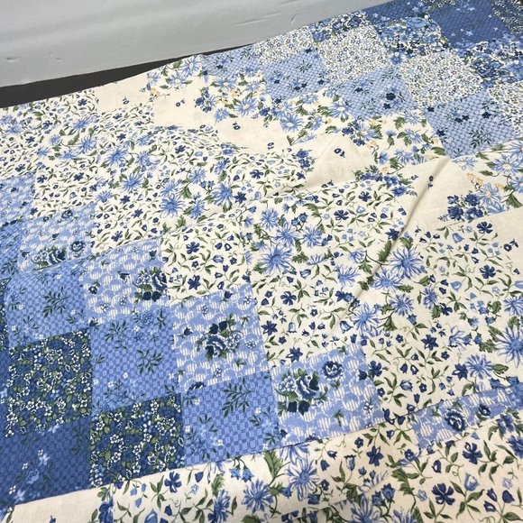 Blue Floral Faux Patchwork Quilt Fabric Remnant Calico Springs 6306 - Picture 2 of 8